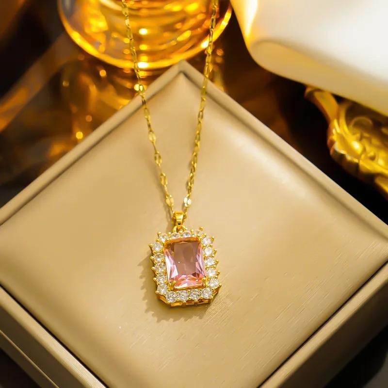 Pendants necklace- Stainless steel pendant necklace