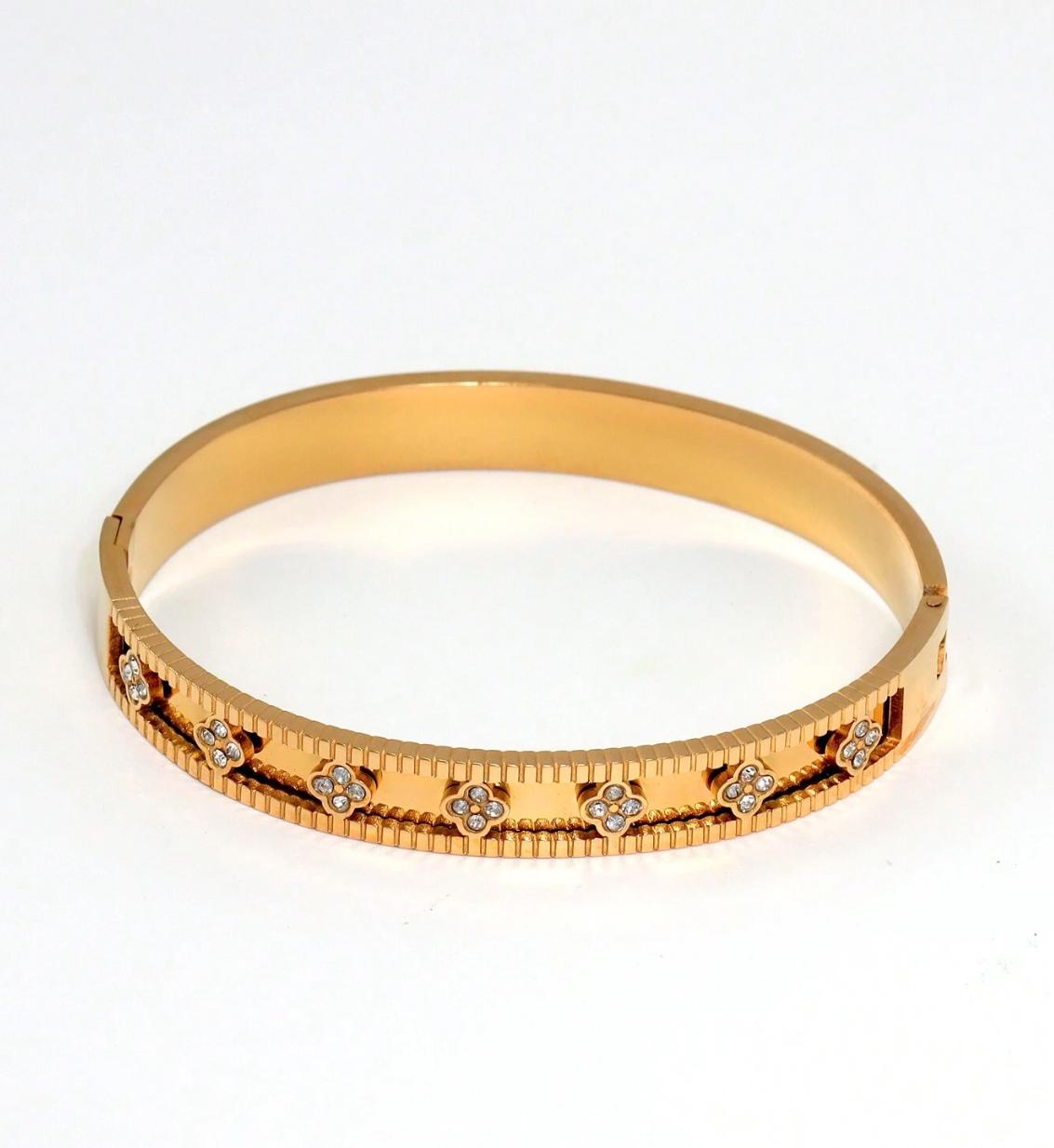 Star Bangle - stainless steel starry 3D bangle perfect for small to medium Wrist