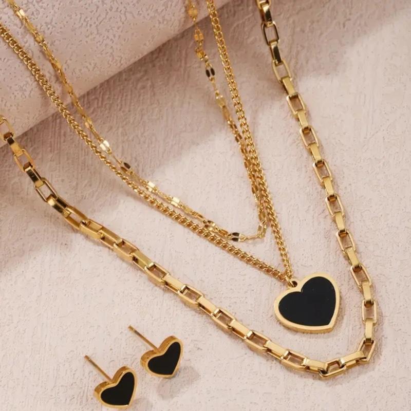 Clearance - Necklaces in stainless steel