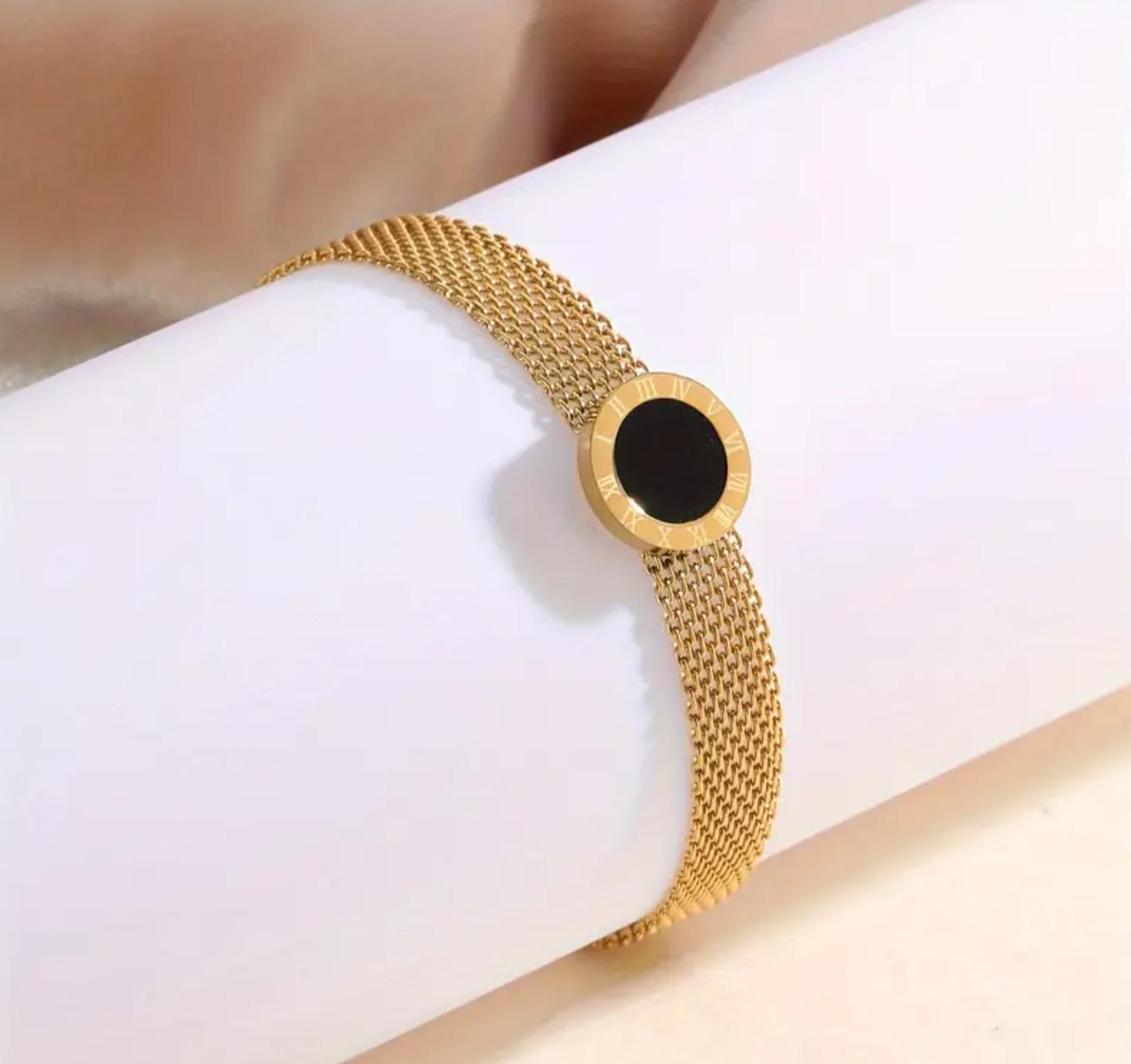 Roma bracelet - 18K Gold Plated Stainless Steel Bracelet and Ring with Roman Numerals - Perfect for Everyday Wear and Festive