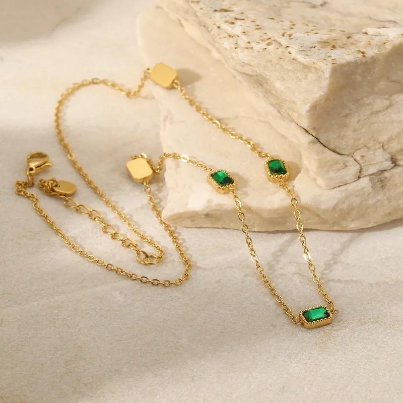 Hawa Necklace Bracelet Stainless Steel KDD093 Gold Chain with Green Gemstones Jewelry Set