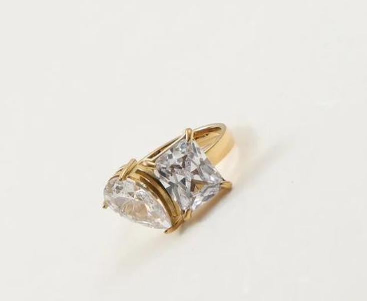 Bella pear Ring - Stainless steel wedding ring