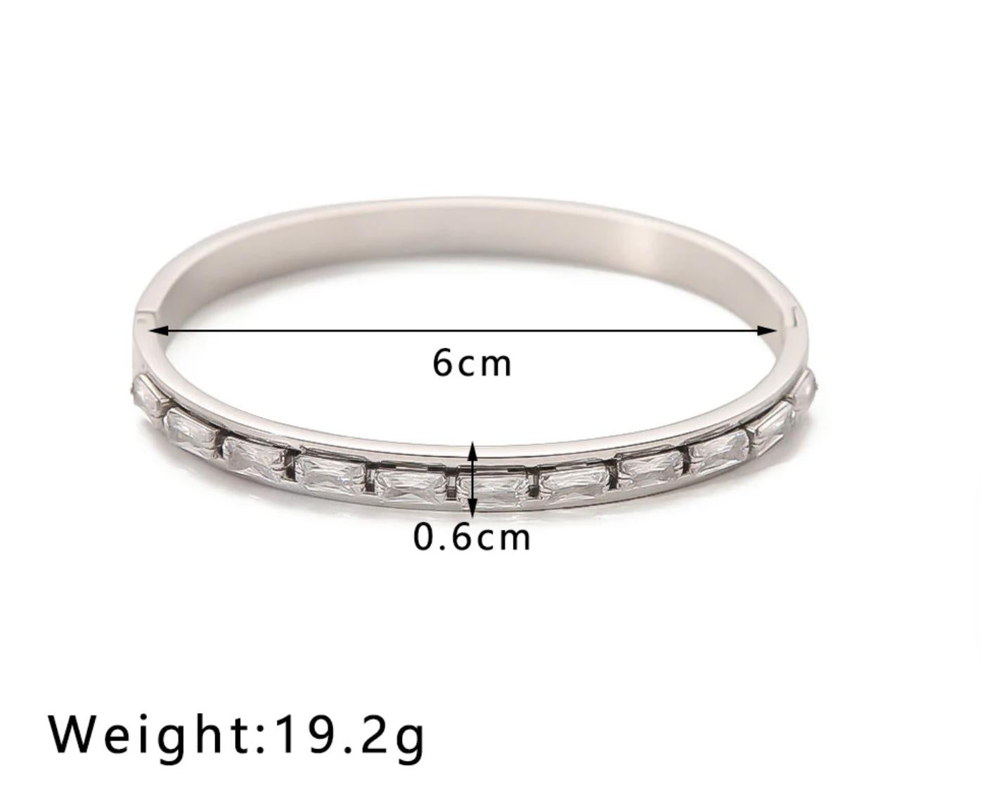 Ari Bangle - Stainless steel 18K gold plated Rhinestones bangle for Smaller to medium wrist