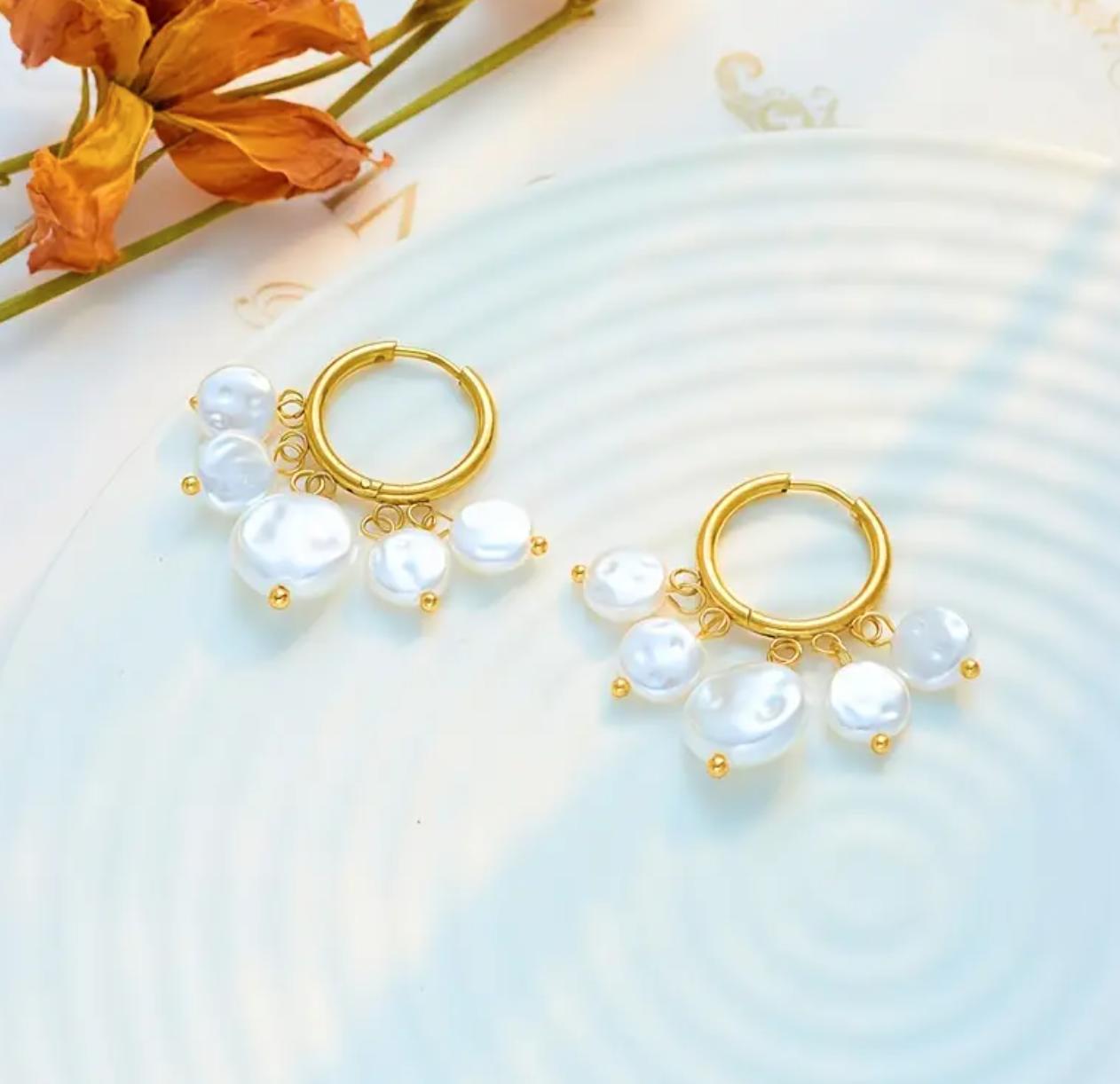 Pearl Hoop - Earrings with Chic Imitation Pearl Tassel - Stainless Steel, Versatile for Daily Wear