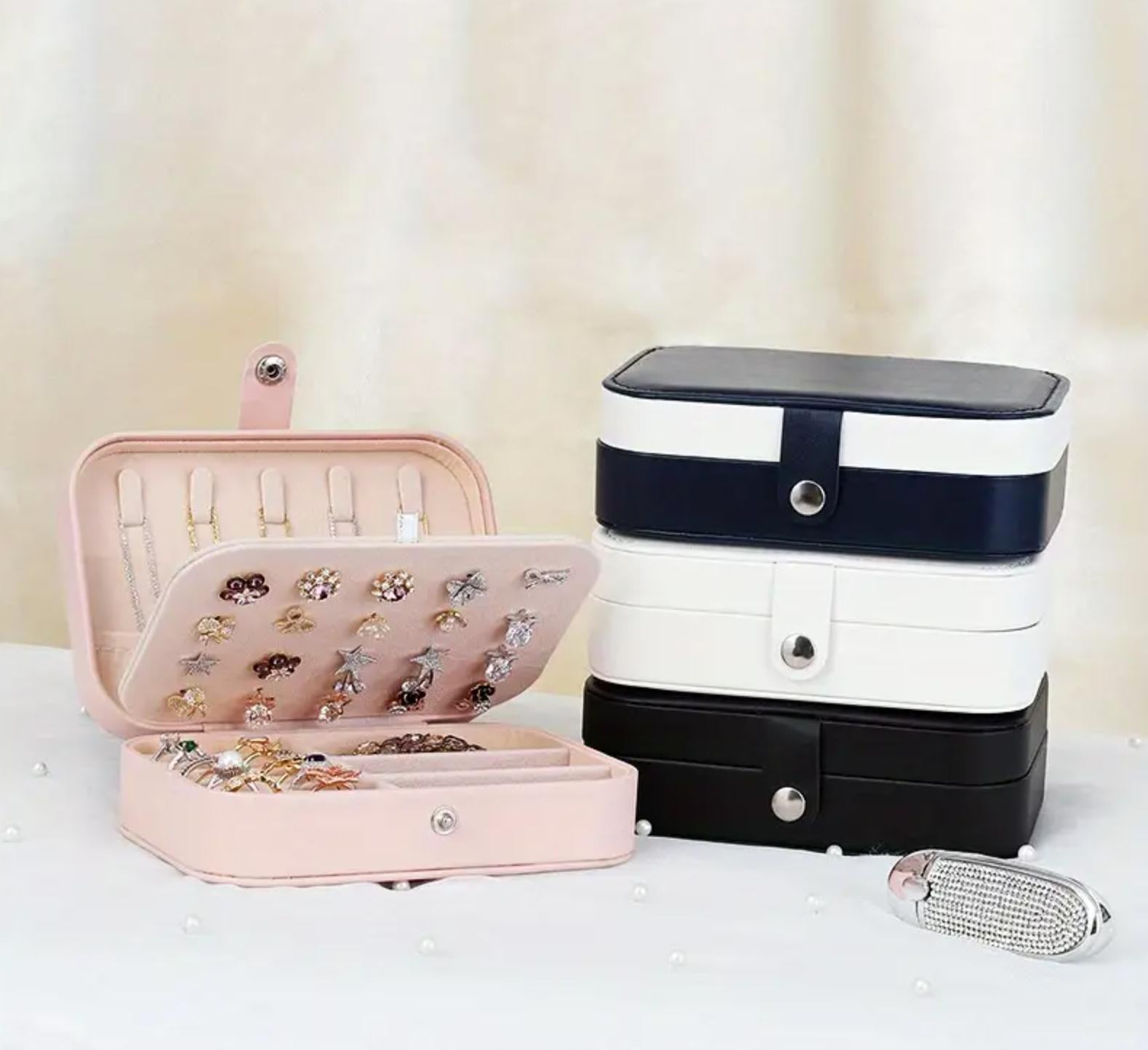 Portable Double Layer Leather Jewelry Storage Box with Secure Lock for Earrings, Necklaces, and Rings Organiser Lightweight