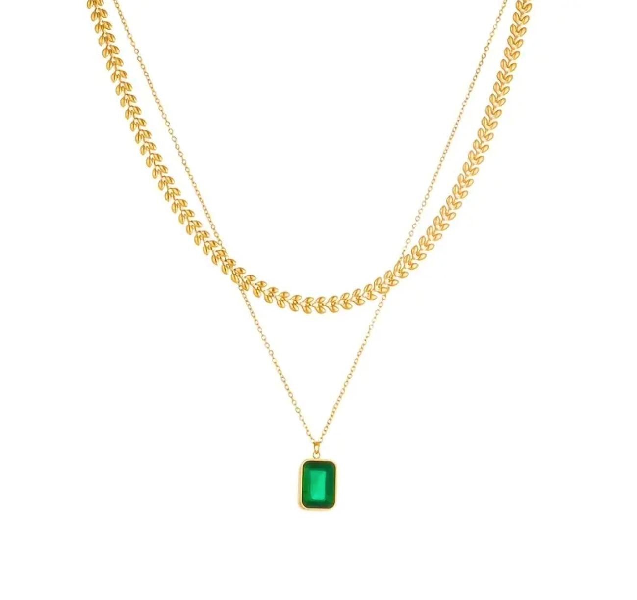 Wena Necklace - Multi-Layer Golden Necklace with Retro Green Cubic Zirconia Pendant - Boho Chic Stainless Steel Accessory