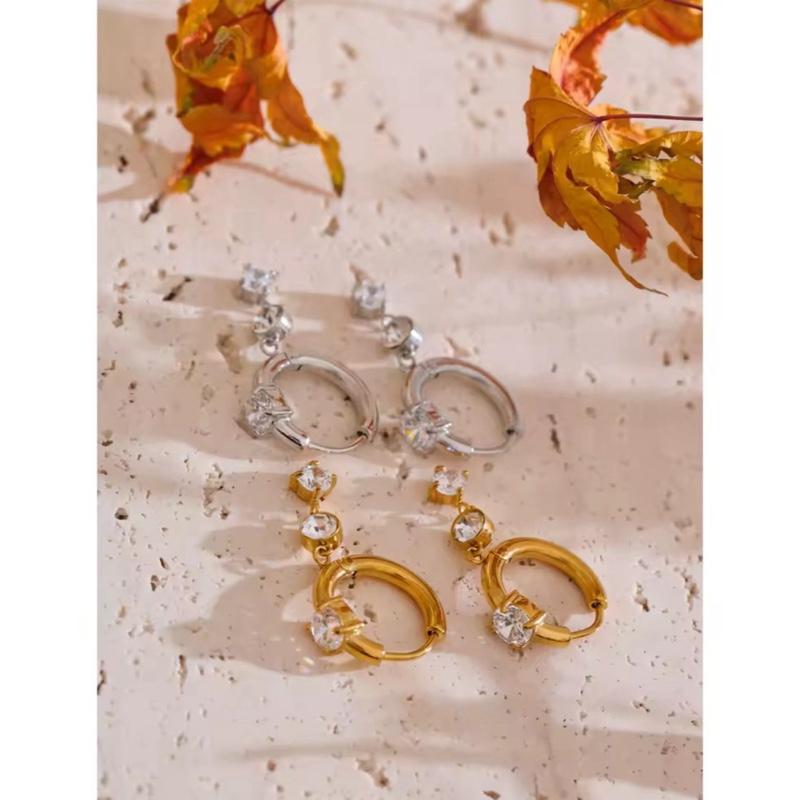 Kristy dangly hoop - Stainless steel everyday hoop earrings