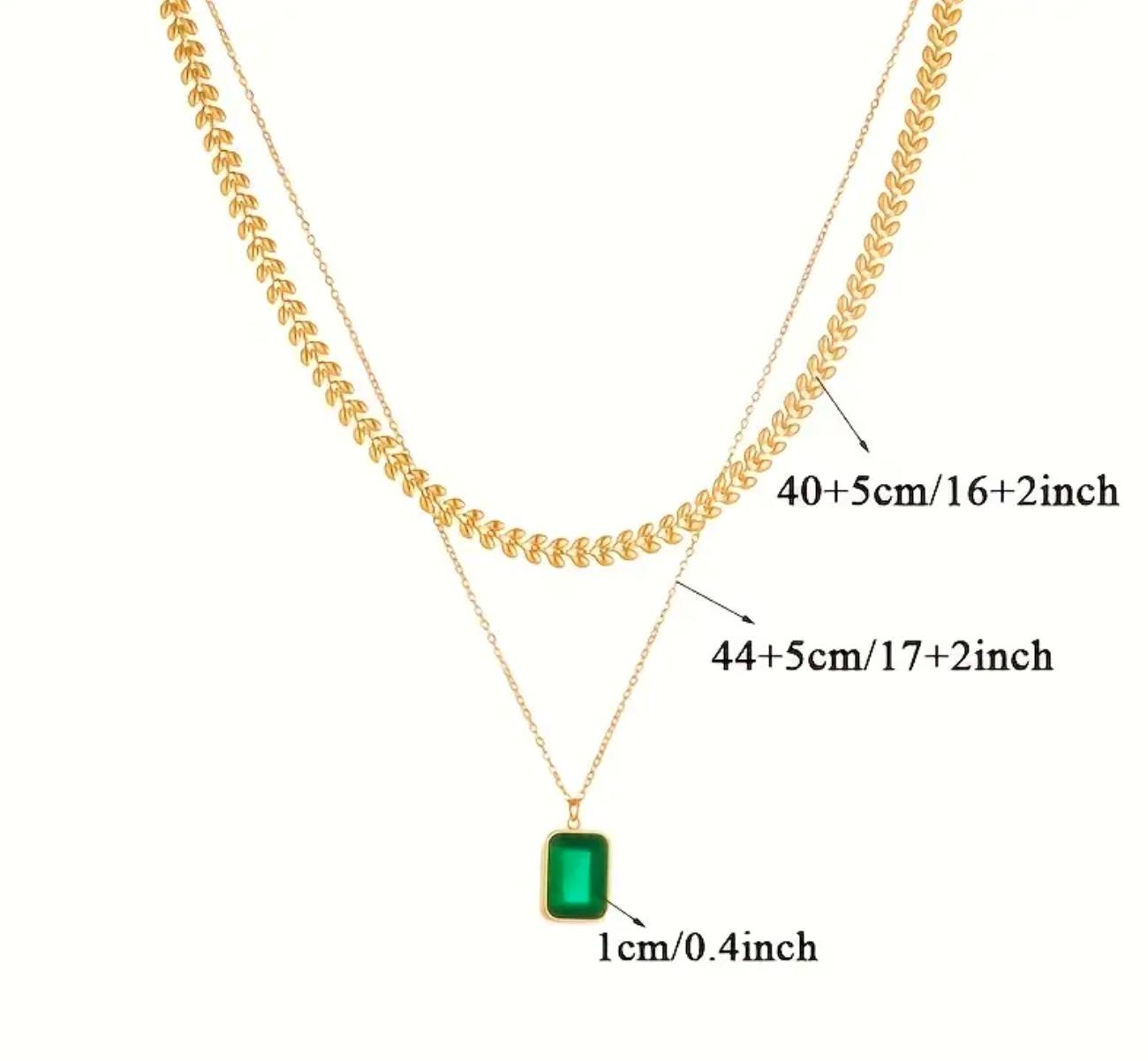 Wena Necklace - Multi-Layer Golden Necklace with Retro Green Cubic Zirconia Pendant - Boho Chic Stainless Steel Accessory