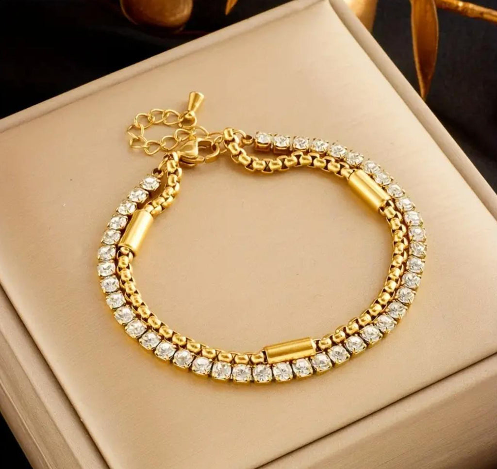 Julia bracelet - 18K Gold Plated Stainless Steel  Bracelet with Rhinestones, Multilayer Stacked Chain Design, Versatile Diamond-Inlaid Fashion Jewelry for Daily and Party Wea
